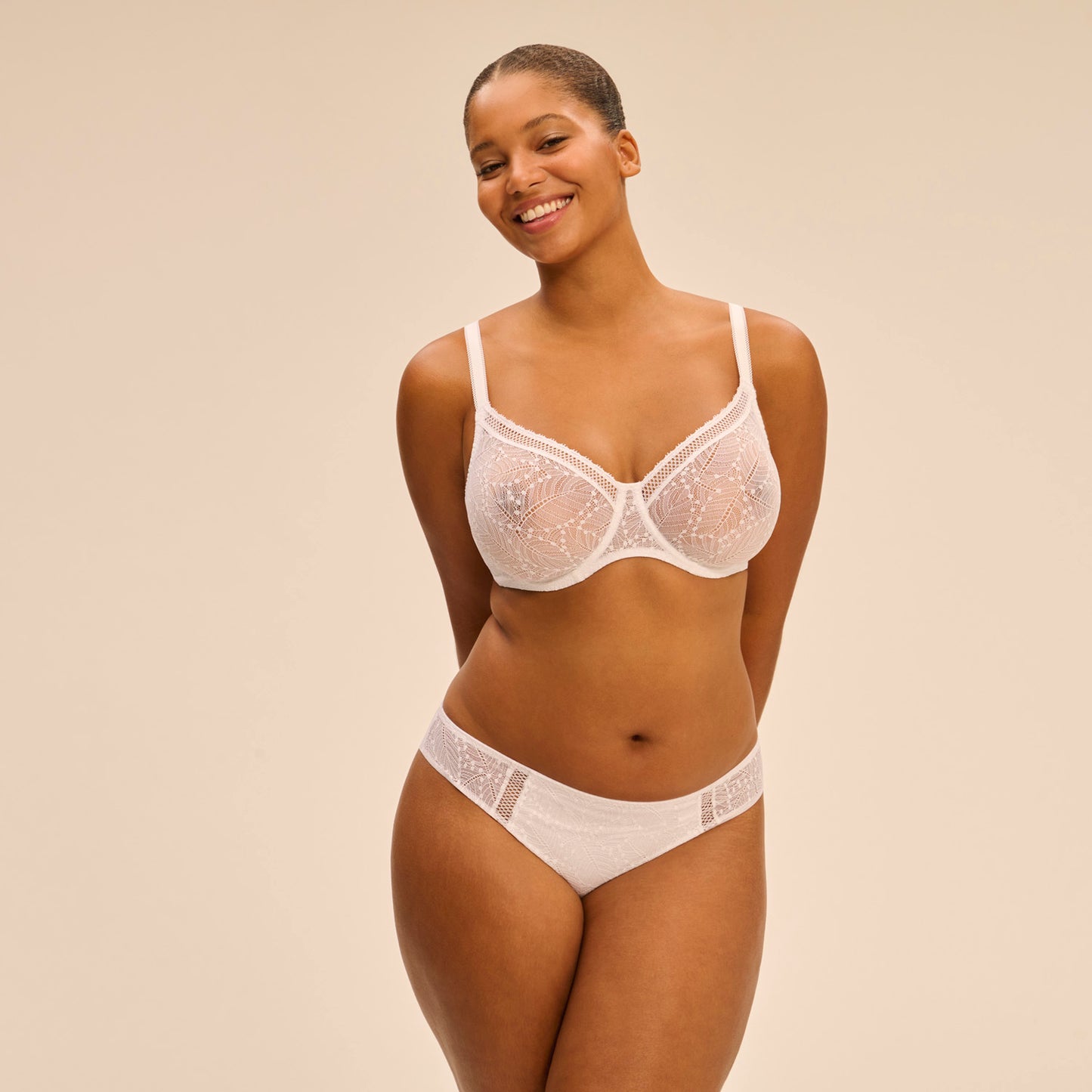 Comete Molded Full Cup Bra - White