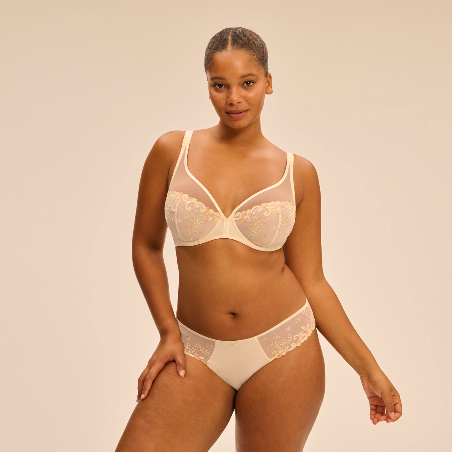 SALE - Delice Full Coverage Plunge - White