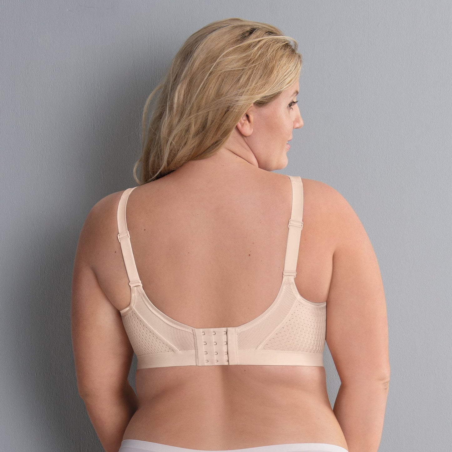Extreme Control Plus Sports Bra