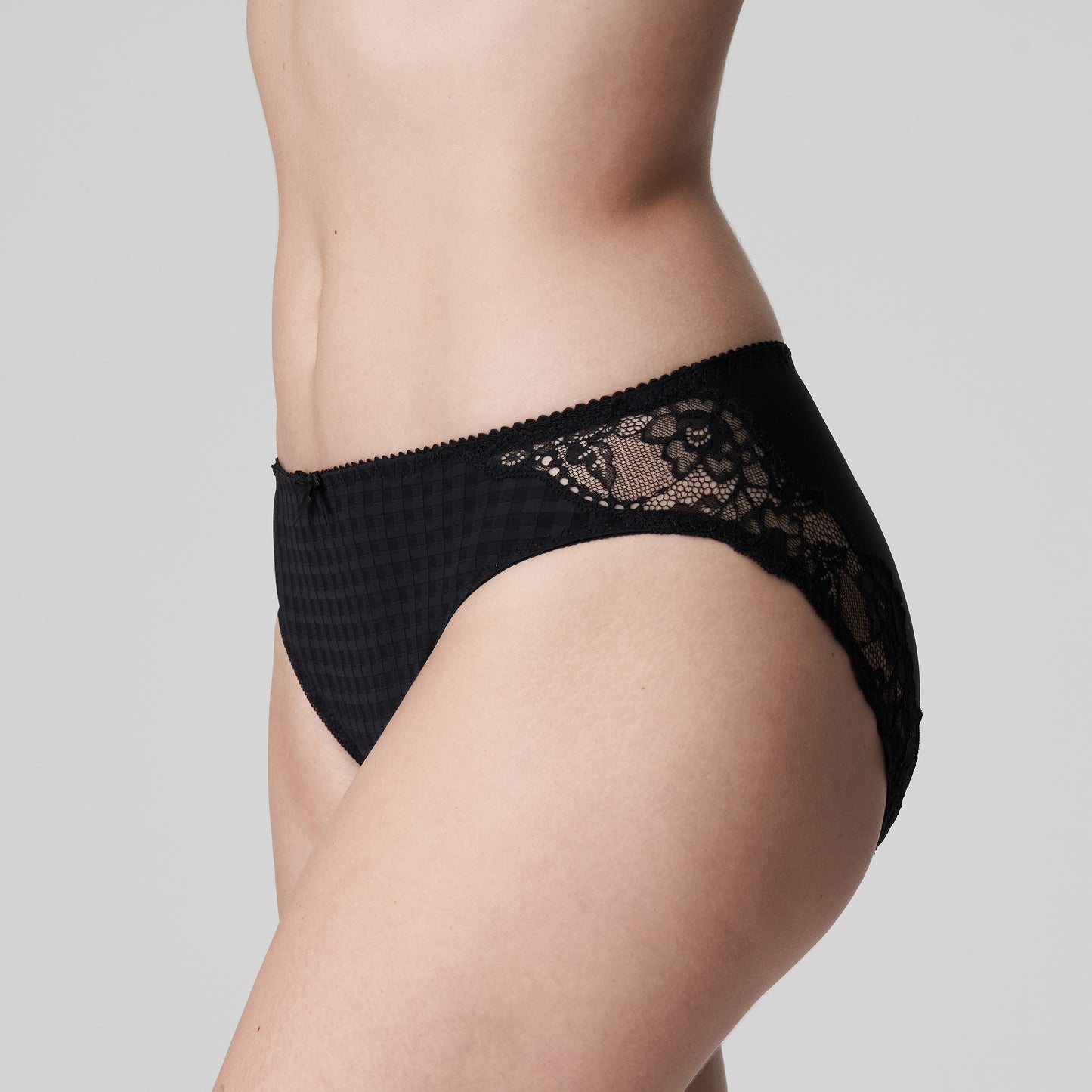 Madison Rio Brief