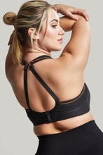 Load image into Gallery viewer, Wired Non Padded Sports Bra - Black
