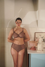 Load image into Gallery viewer, SALE - Comete Molded Full Cup Bra - Brown
